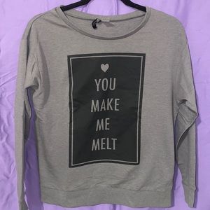 NWOT H&M Comfy and cute sweater